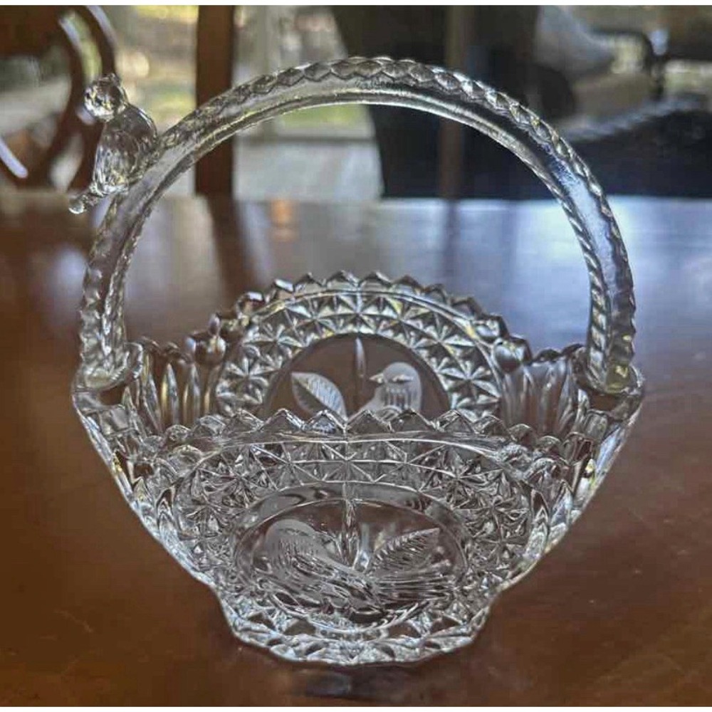 Vintage Hofbauer Byrdes lead crystal basket with a perched bird